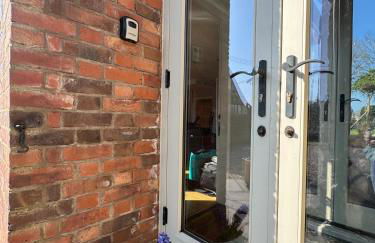 Private Annexe near Weston Park, RAF Cosford, i54 - Foto 9