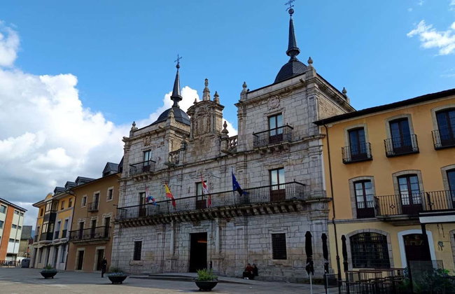 Visita guiada por Ponferrada y su castillo - Foto 2