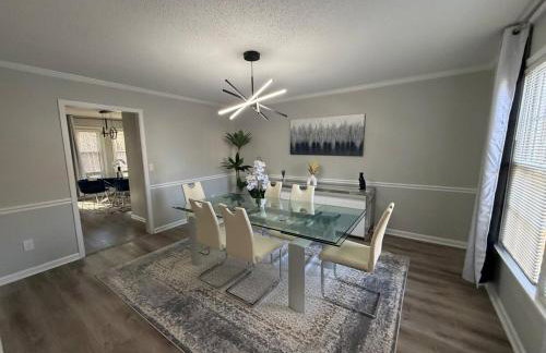 Luxury 4BR Retreat PS5 Massage Chair Renovated - Foto 45