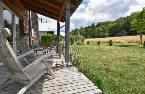 Holiday Home in Forest with Terrace & BBQ - Foto 41