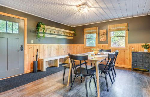 Hike, Ski and Relax Renovated Retreat in Wilmington - Foto 12