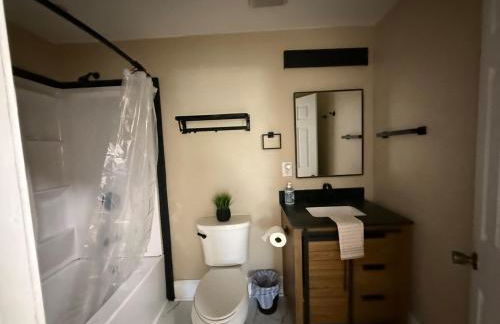 Charming 2-Bedroom 1 Bath Near Everything - Foto 29