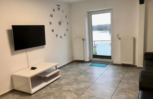 Dachgeschosswohnung mit Seeblick - Foto 3