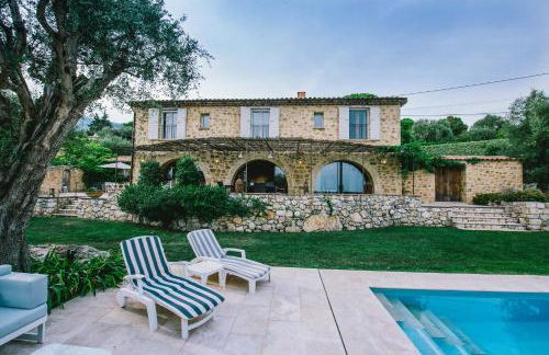 villa provençale en pierre avec vue sur la mer, piscine et jacuzzi - Foto 6
