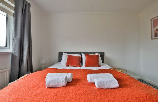 3 Bed House with Private Parking - Foto 4