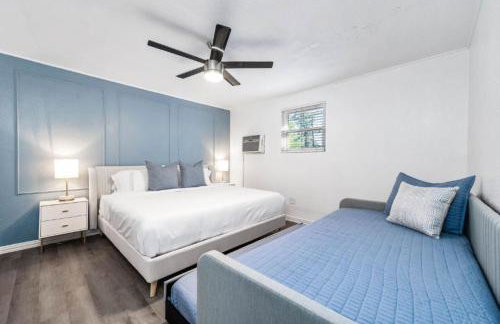 Cozy Cute Home 2BD and 1BR - Photo 5