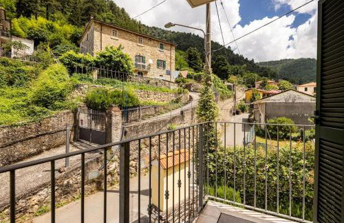 In the heart of the Apuan Alps with terrace - Foto 12