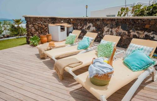 Villa Maluhia Frente Al Mar y Jacuzzi, Corralejo - Photo 29