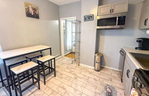 New 3 BR Apt in Elizabeth Railroad Style Path Train Bus Hospital EWR Airport NJ Manhattan NYC - Foto 23