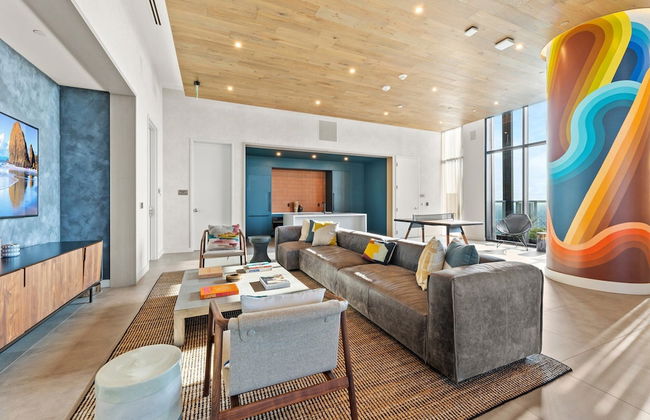 Modern Rainey St Oasis with Pool & Views - Foto 3