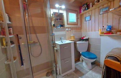 Chalet au milieu de la forêt avec lac à proximité - Foto 16