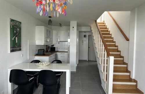 Marlenes Penthouse Duquesa - Photo 2