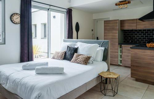 La Villa Perchée, Appartements Élégants, sauna Privé, sport, terrasses et Vue Panoramique, Parking protégé, proche PARIS - Foto 48