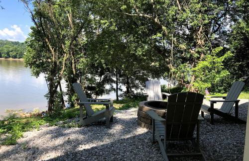 Stargazers' Retreat A Tiny Home on the Riverside - Photo 30