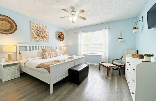 Madiera Magic 5 Bedroom Home by RedAwning - Photo 10