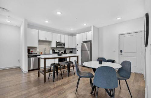 Cozy 2 BR Apt |King Bed |Pool |Gym| Close to Mayo - Foto 12