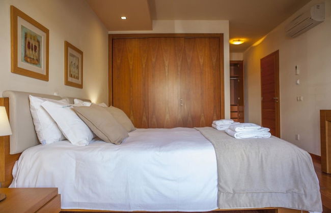 B27 - Luzbay 2 Bed Apartment - Foto 11