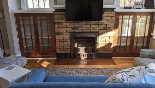 The Lewis House-Upper Level-A Peaceful Spot! - Foto 2