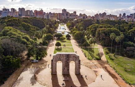 Studio em frente Parque Farroupilha com garagem - Foto 25