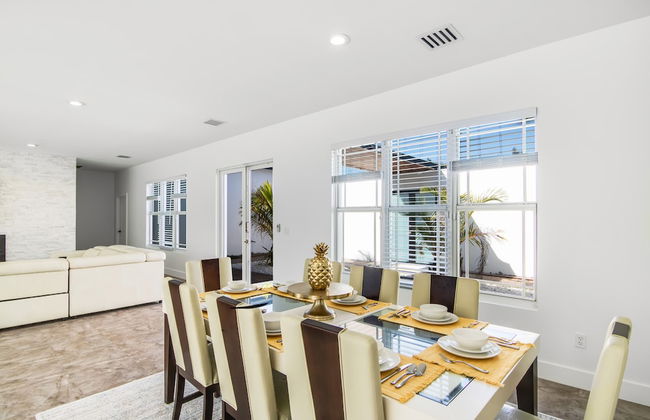 6BR Sleeps 15 Pool BBQ Firepit Games Stables More! - Foto 60