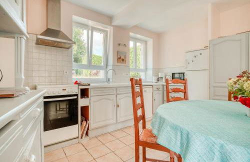 Farmhouse in Boncourt with Private Garden - Foto 10