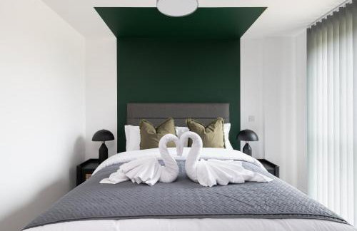 Lovely Home Near Canal, Park, & Central MK - Foto 14