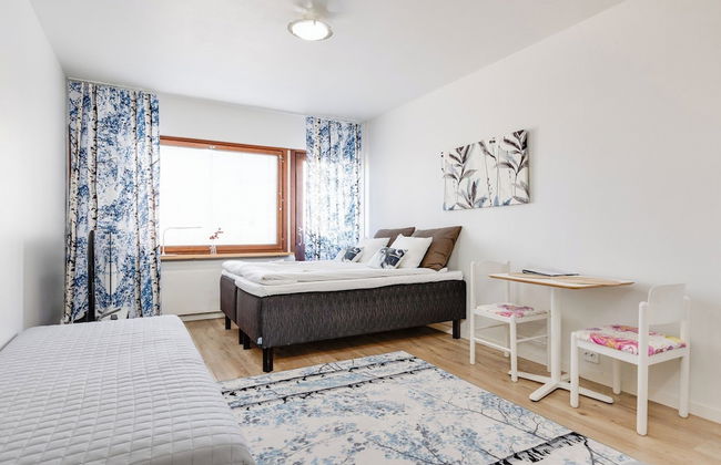 Santa's Holiday Homes - Photo 24