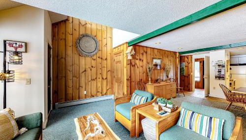 Village Green Unit 8F - Foto 4