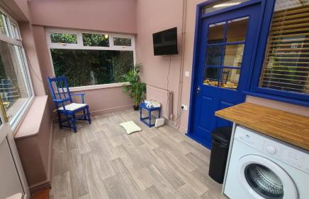 Dovetails, short drive from Alton Towers and Uttoxeter racecourse Games room with Wii and football table - Foto 43