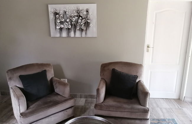 Room in B&B - Immaculate and Beautiful Chalet - Fully Equipped - Photo 5