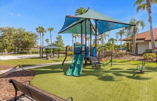 Beautiful 5 Bedroom Viola Pool Home - Foto 19