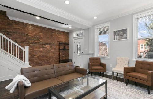 Capitol Hill Stay Like No Other - Photo 34