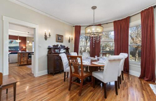 City Park Charm - Vintage Home with Modern Comforts - Foto 23