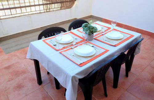 Gran adosado de esquina muy cerca de la playa en la Antilla - Foto 19