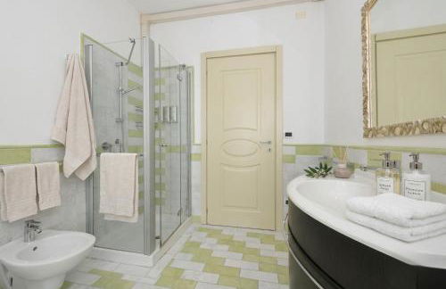 CIAO LAGO Family Apartment DesenzanoLoft Official Partner Homes & Villas by Marriott Bonvoy - Foto 28