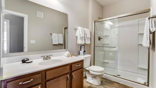 Paws Of Polaris 2BR 1st Floor Walk-In Shower - Photo 5