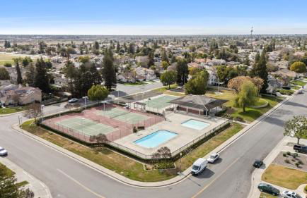 3 Bed 2 Bath Newly Furnished - Available Now - Photo 44