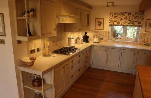 Stunning New Forest Country House - Abbot's Well for up to 10 guests - Foto 9