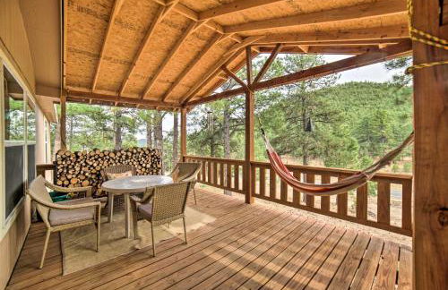 Hilltop Hideout with Peaceful Mountain Views - Foto 1