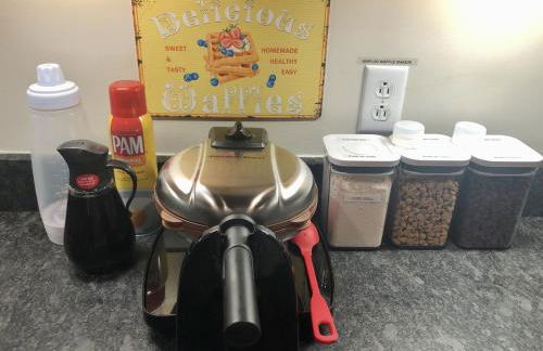 5-Star Cabin wHot Tub, Game Room, & Resort Perks! - Foto 6