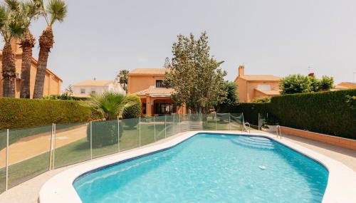 Charming brand-new loft with garden and pool - Foto 3