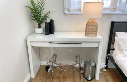 Hot Tub . Near Freeway . Quick 2 Theme Parks/Beach - Foto 9