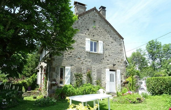 Cottage in Auvergne Near Puy Mary - Foto 1