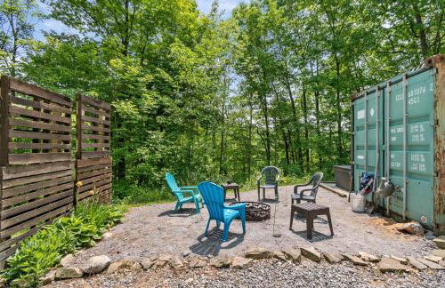 Unique Dover Accommodation with a Hot Tub Perfect for Glamping in Ohio - Foto 16