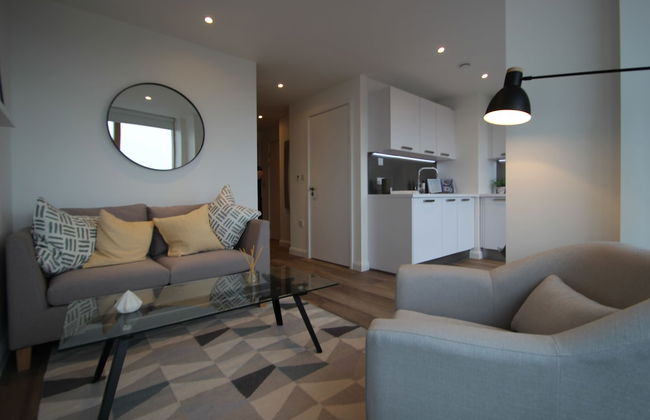 Berkshire House - Photo 15