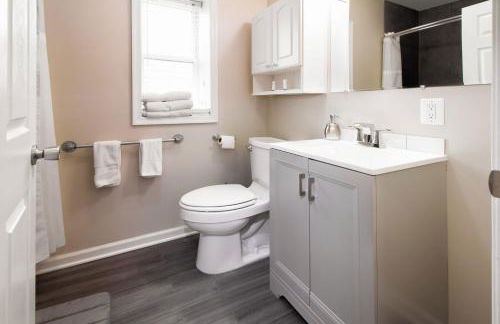 The Gray Corner House by Gallaudet 3 BR 2 BA - Foto 21