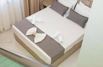 Amalia Deluxe Villas - Photo 40