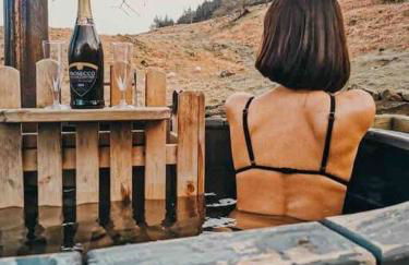 Ash Cabin with Hot Tub - Foto 1