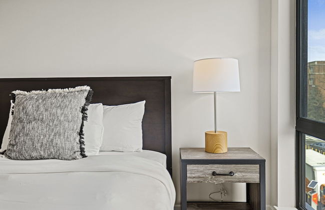 Placemakr Cathedral Heights - Photo 32