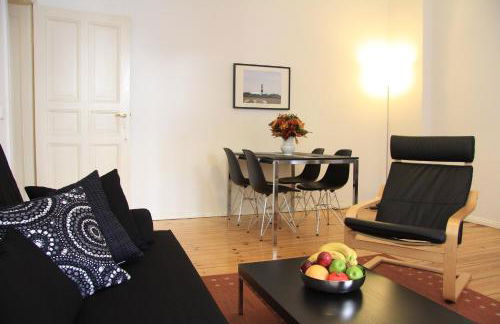 Nollendorf Apartments - 1 separate bedroom and 1 living room with sofa bed in Motzstraße - Foto 7